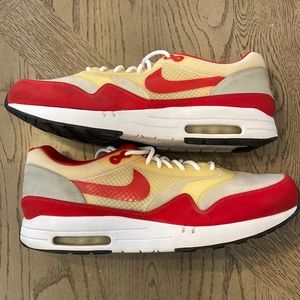 Nike Air Maxim 1+. White/Sport Red-Neurtal Grey. Size 13